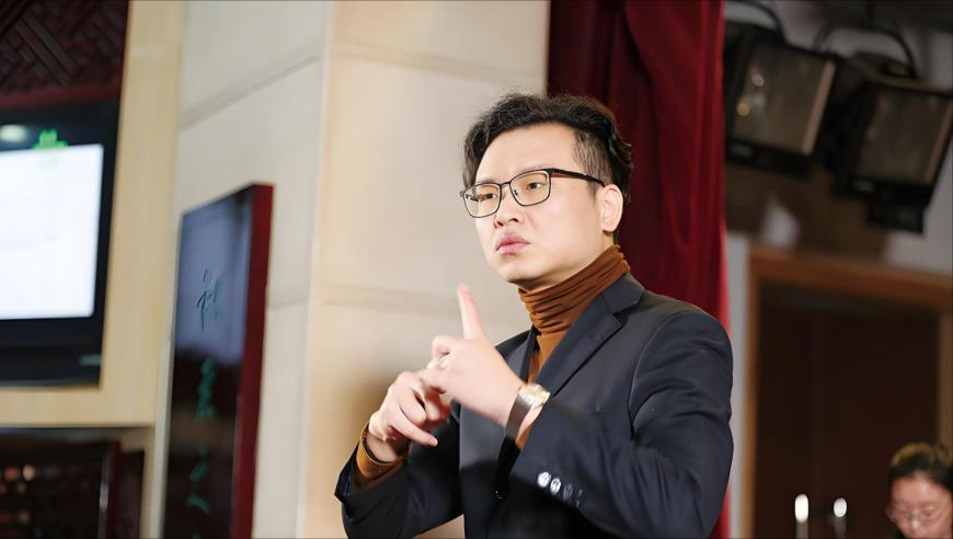 特朗普：乌加入北约“不切实际”,2025澳门天天开好彩大全管家婆,广泛的解释落实支持计划_标清版V4.3